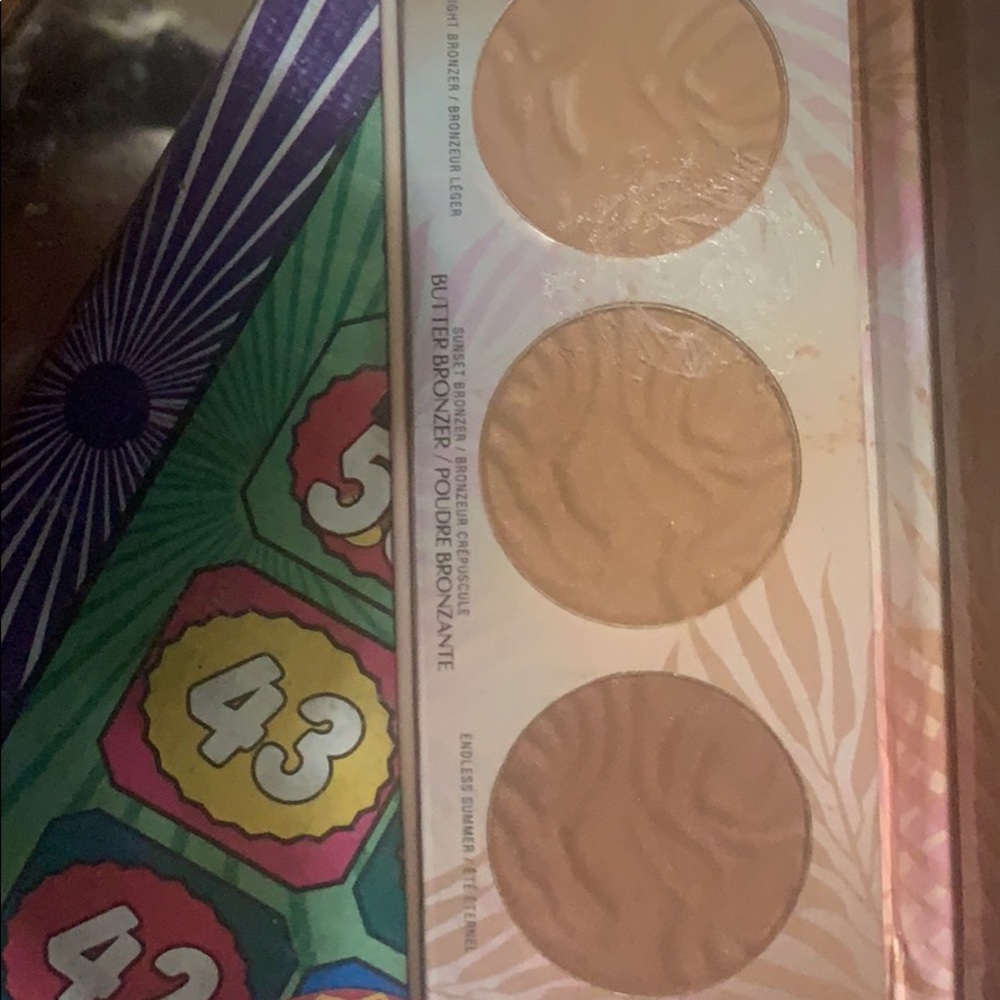 Bronzer Pallet - Picture 2 of 3
